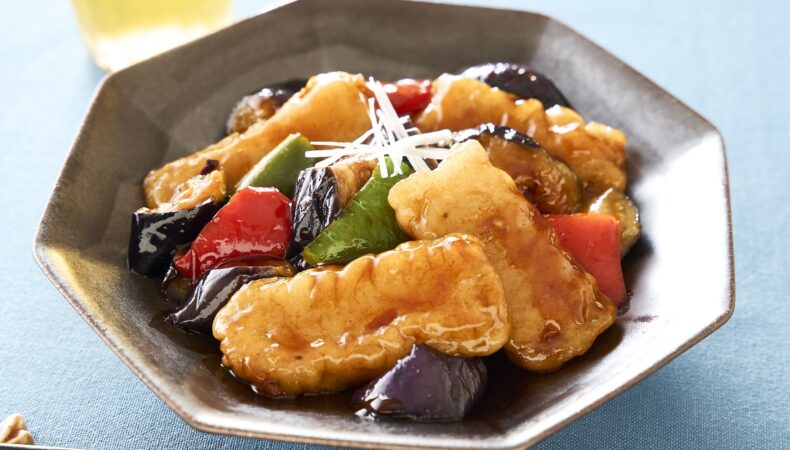 イカと野菜の黒酢炒め